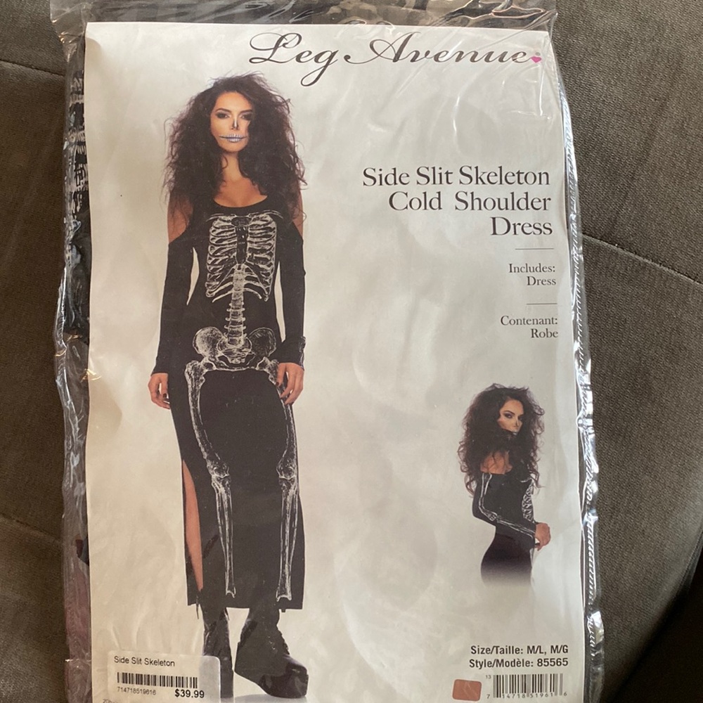Skeleton costume